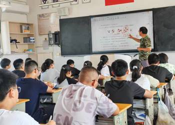 调研问诊，赋能生长  ——海安市研训员深入校园，推动教育教学质量稳步提升